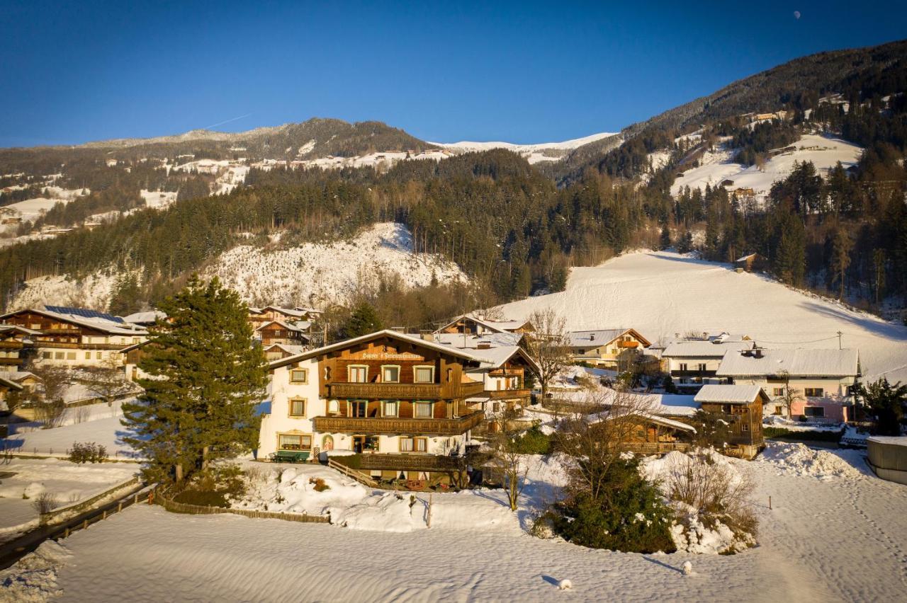 Landhaus Maridl Hart im Zillertal Exterior photo